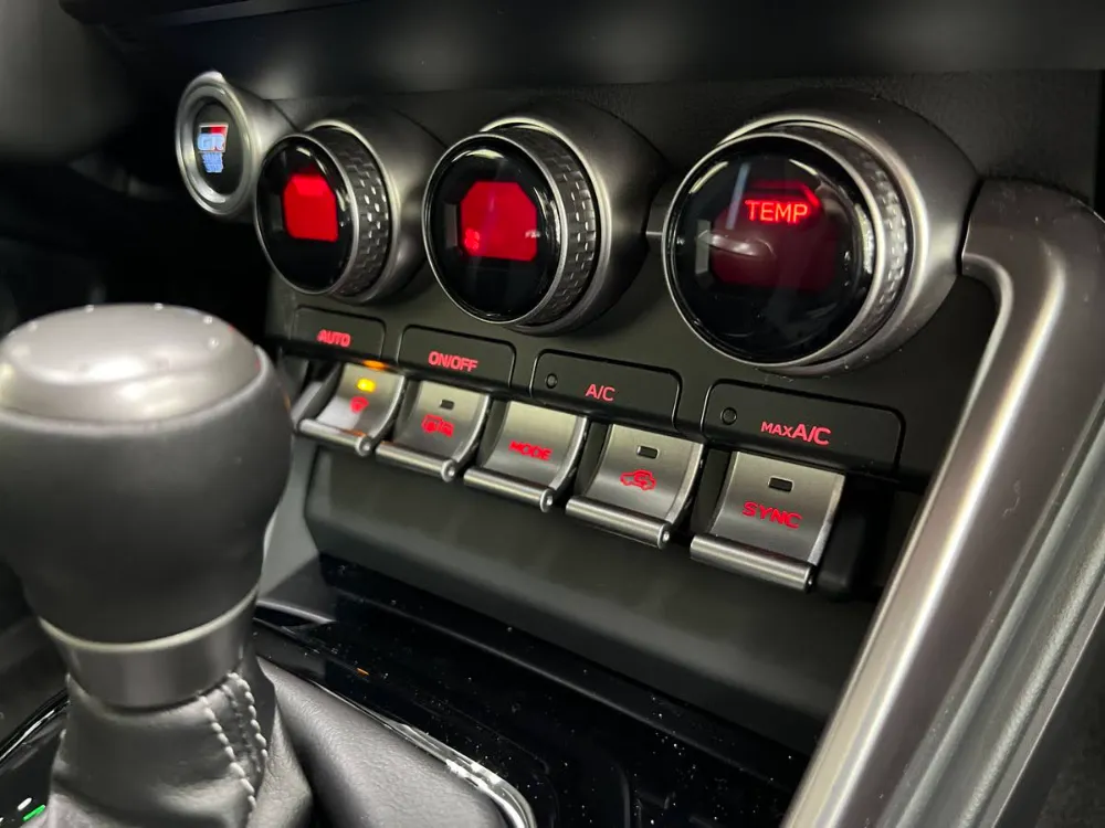 2022 Toyota 86 Premium Interior in Track Red 16